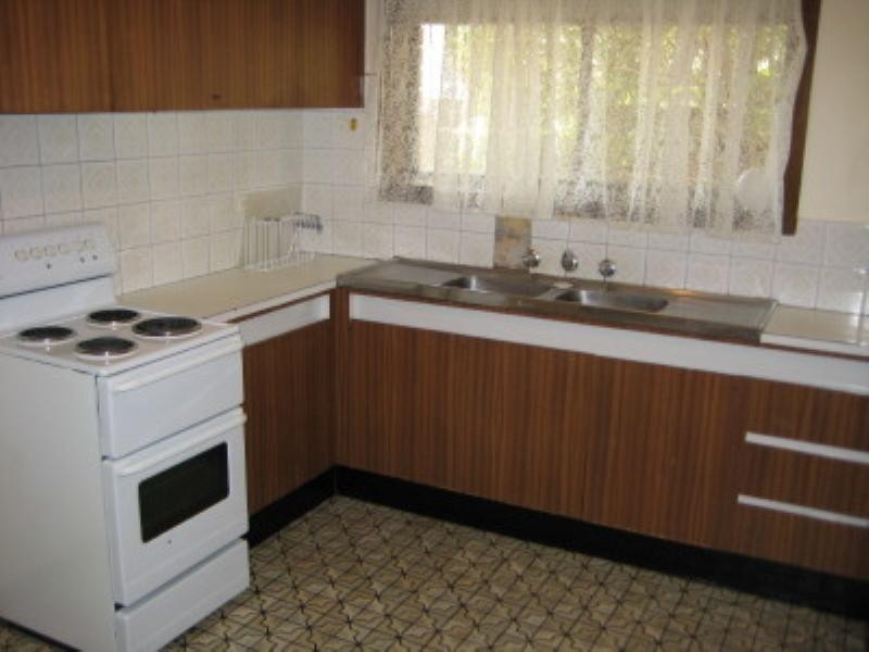 2/22 Golf Links Avenue, Oakleigh VIC 3166