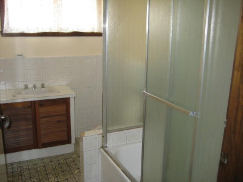 2/22 Golf Links Avenue, Oakleigh VIC 3166