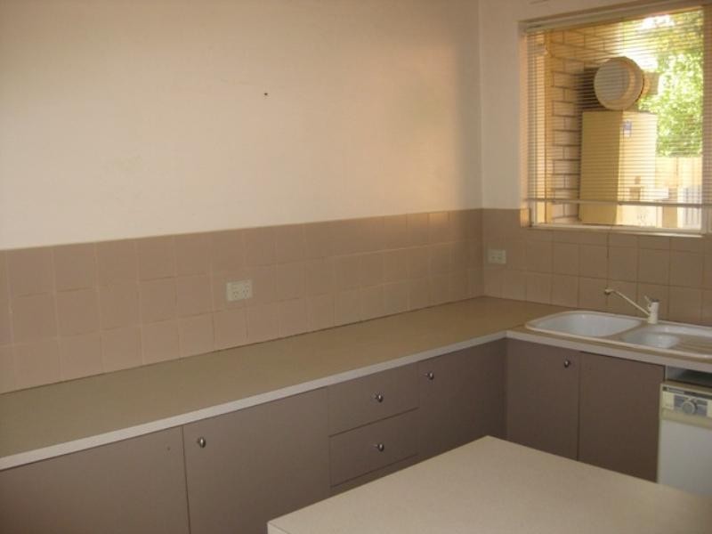 2/17 Moama Road, Malvern East VIC 3145