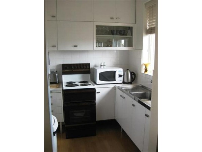 9/9 Waratah Avenue, Glen Huntly VIC 3163