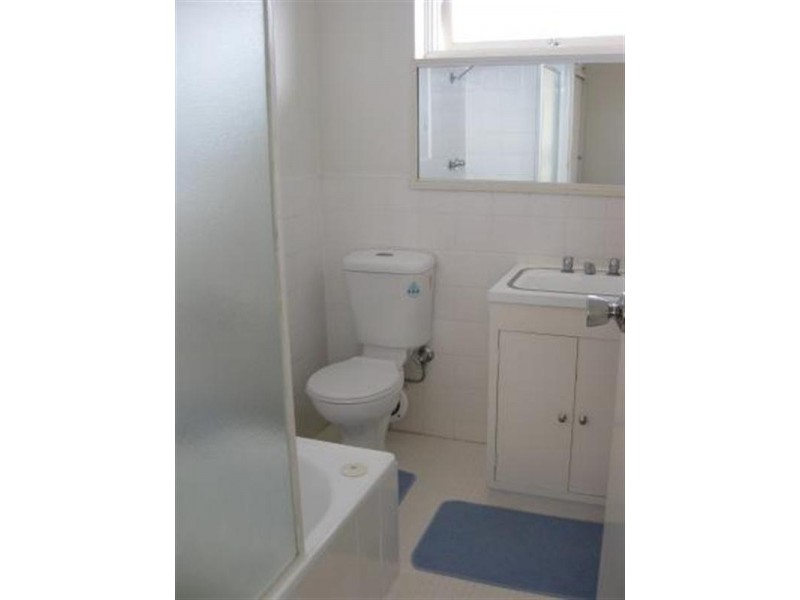 9/9 Waratah Avenue, Glen Huntly VIC 3163