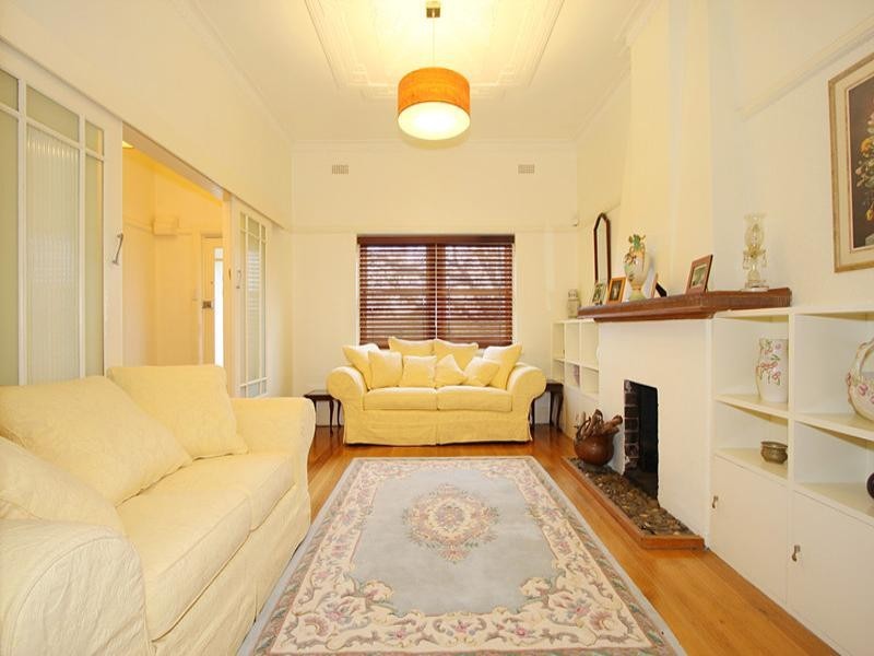 589 North Road, Carnegie VIC 3163