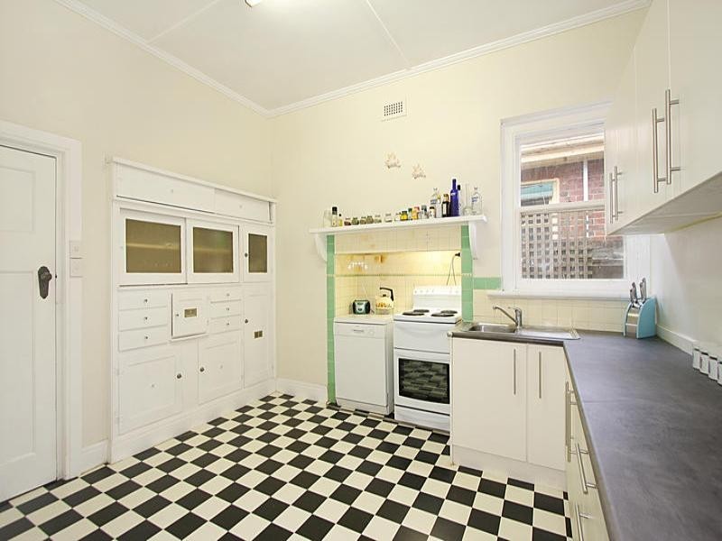 5 Burns Avenue, Murrumbeena VIC 3163