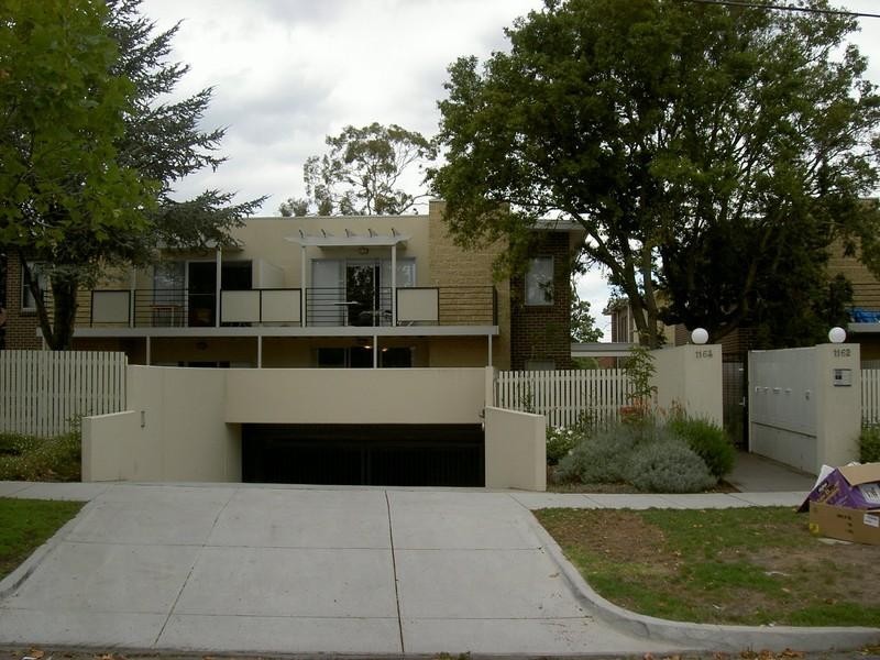 23/1162 Dandenong Road, Carnegie VIC 3163