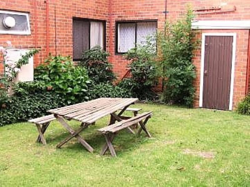 11/11 Brentwood Street, Moorabbin VIC 3189