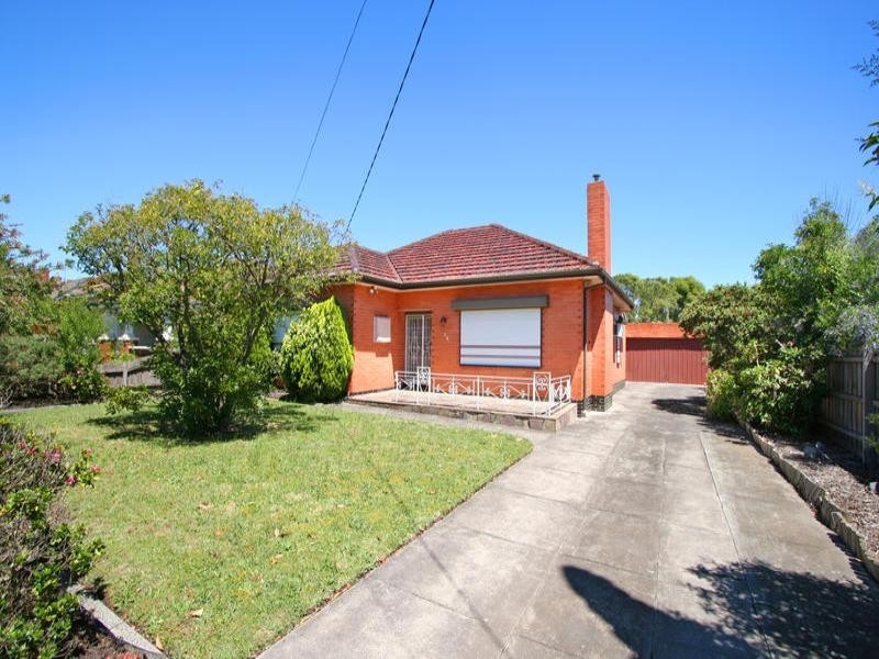 36 Moorookyle Avenue, Hughesdale VIC 3166
