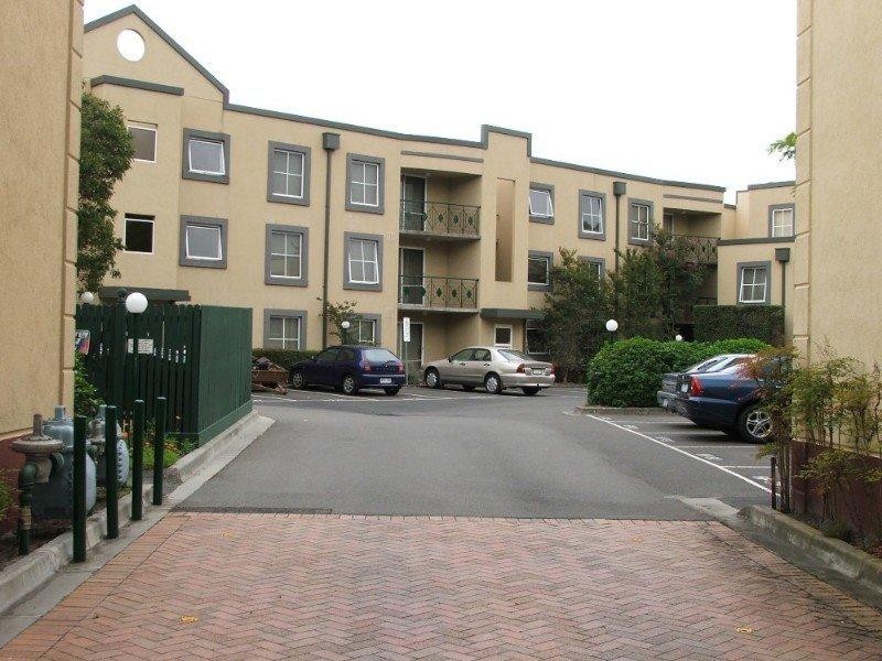 10/997 Dandenong Road, Malvern East VIC 3145