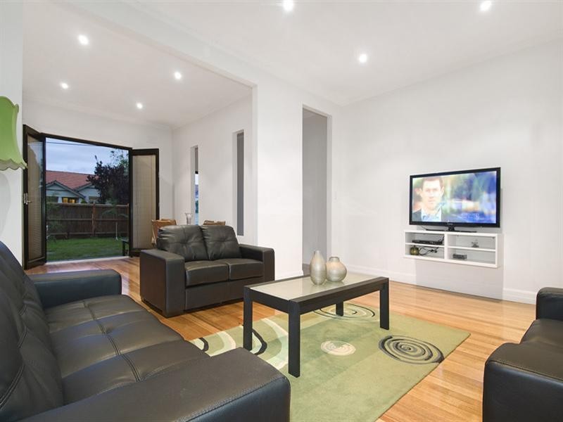 47 Gnarwyn Road, Carnegie VIC 3163