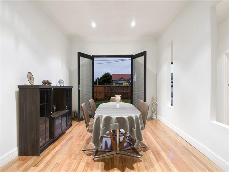 47 Gnarwyn Road, Carnegie VIC 3163