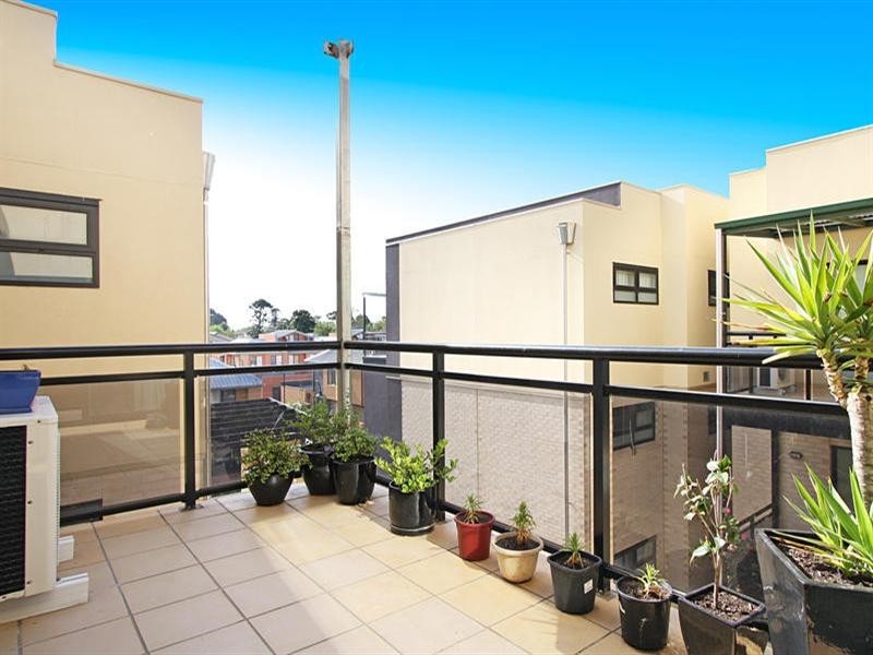 63/115 Neerim Road, Glen Huntly VIC 3163