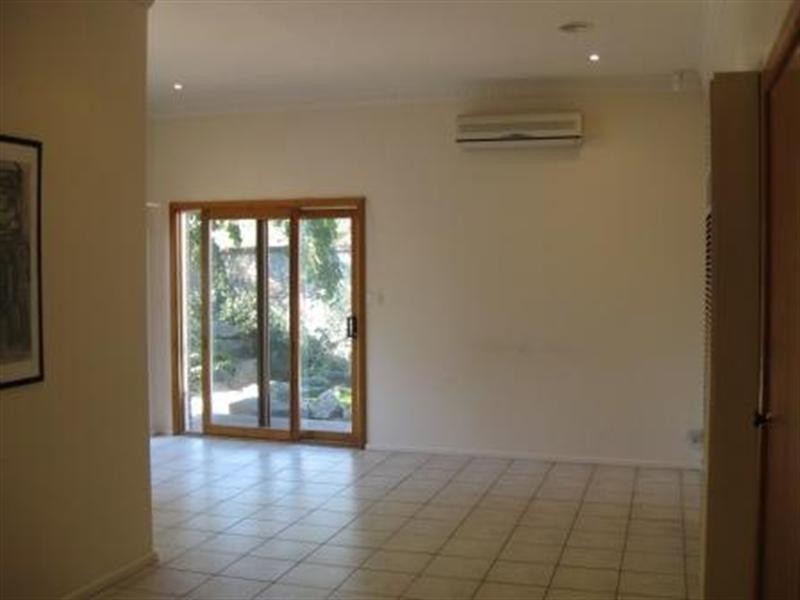 15 Moira Avenue, Carnegie VIC 3163