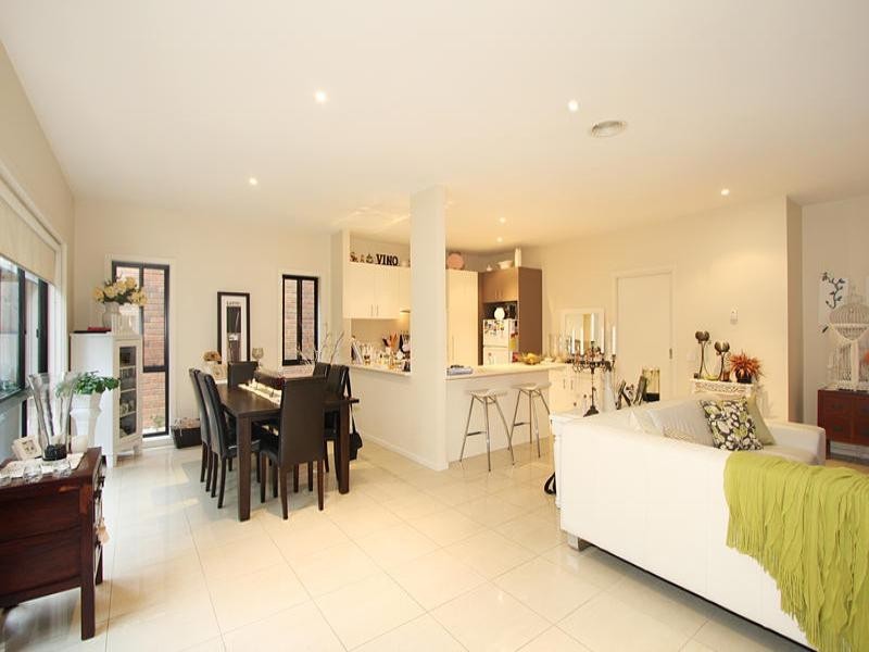 43 Derring Lane, Cheltenham VIC 3192