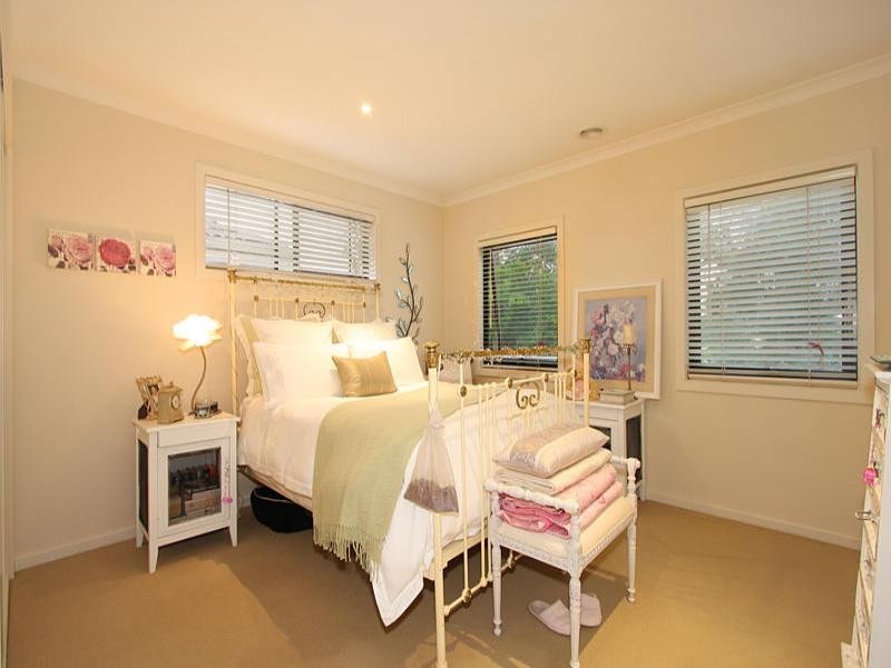 43 Derring Lane, Cheltenham VIC 3192