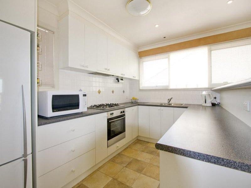 4 Halliday Court, Hughesdale VIC 3166