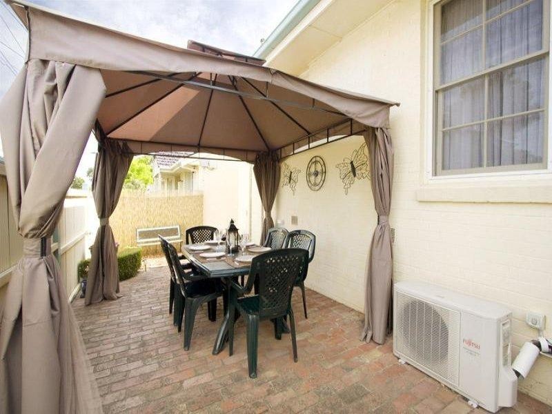 4 Halliday Court, Hughesdale VIC 3166