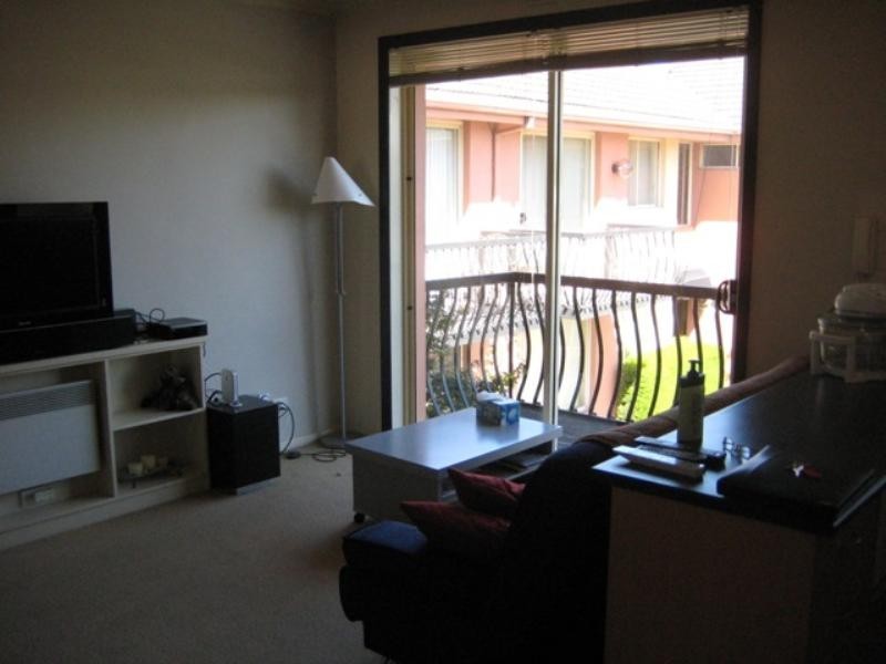 13/223 WESTGARTH Street, Northcote VIC 3070