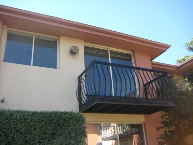 13/223 WESTGARTH Street, Northcote VIC 3070