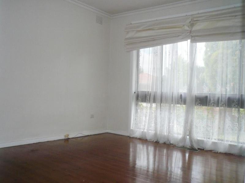 2/1 BARKLY Street, Hughesdale VIC 3166