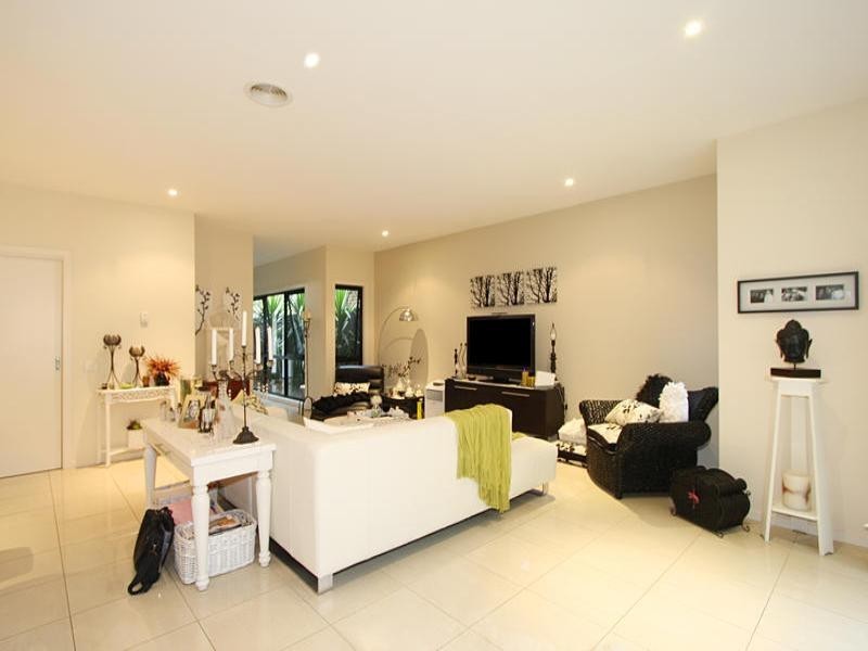 43 Derring Lane, Cheltenham VIC 3192