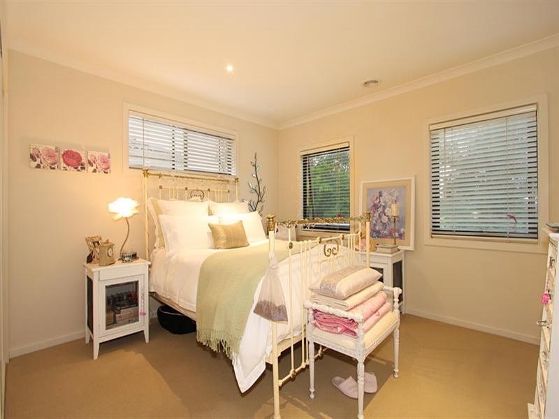 43 Derring Lane, Cheltenham VIC 3192