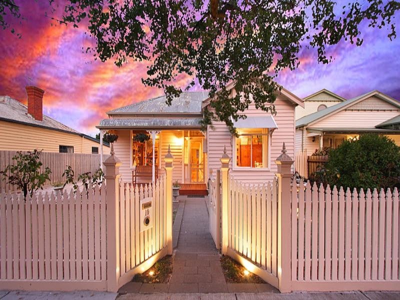 10 Dalston Road, Hughesdale VIC 3166