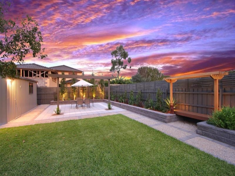 10 Dalston Road, Hughesdale VIC 3166