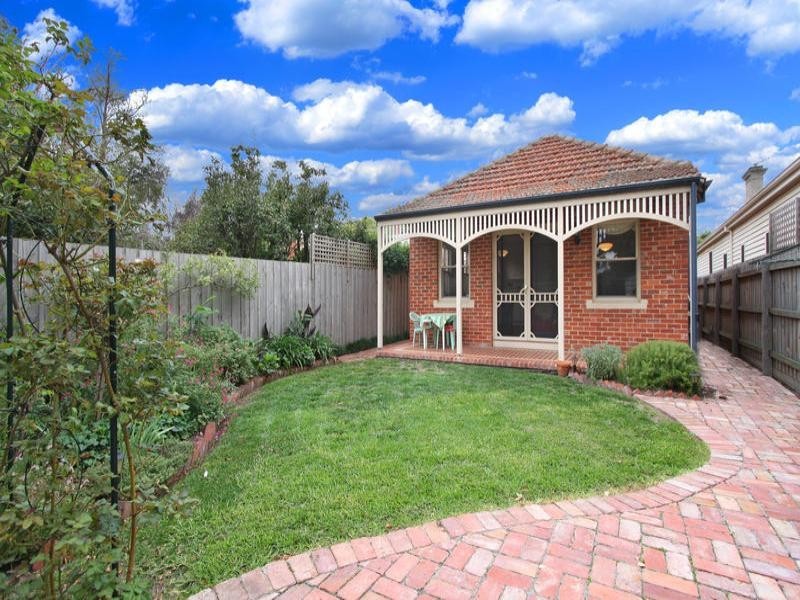 9 Latrobe Street, Murrumbeena VIC 3163