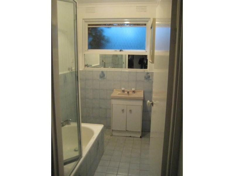 2/7 HUNTLY Street, Glen Huntly VIC 3163