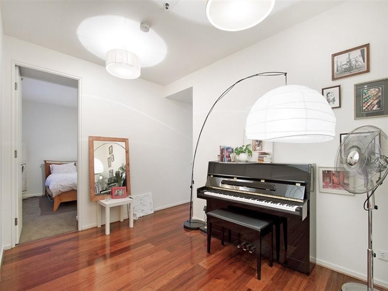 1/12 Fitzroy Street, St Kilda VIC 3182