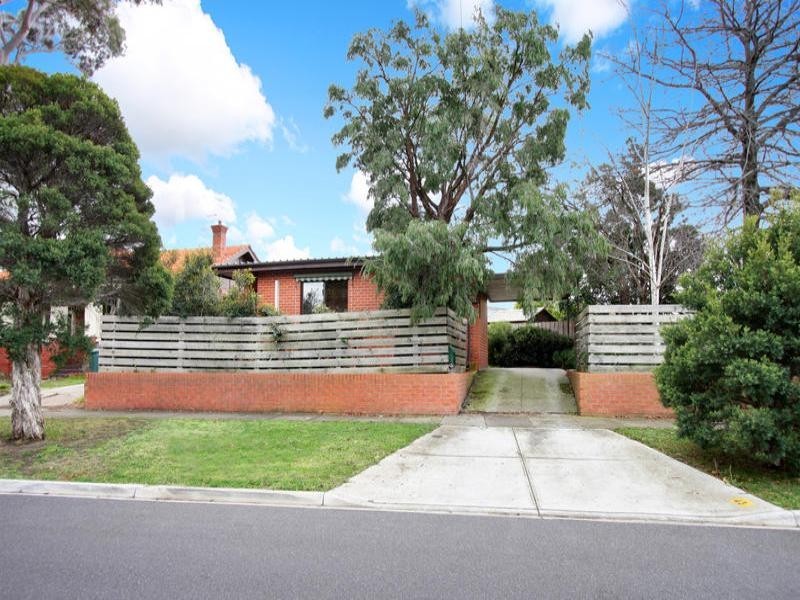 43 Murrumbeena Crescent, Murrumbeena VIC 3163