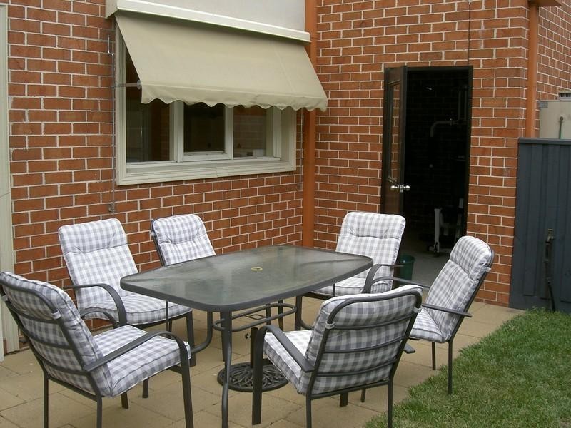 3/1172 Dandenong Road, Carnegie VIC 3163