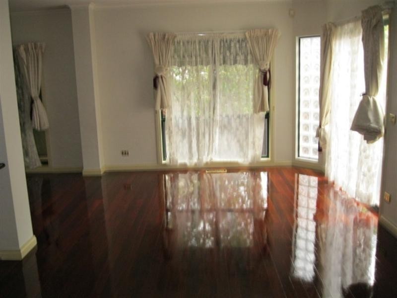 7 Kinrade Street, Hughesdale VIC 3166