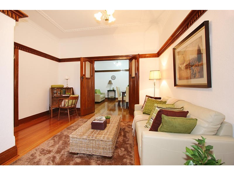 303a Koornang Road, Carnegie VIC 3163