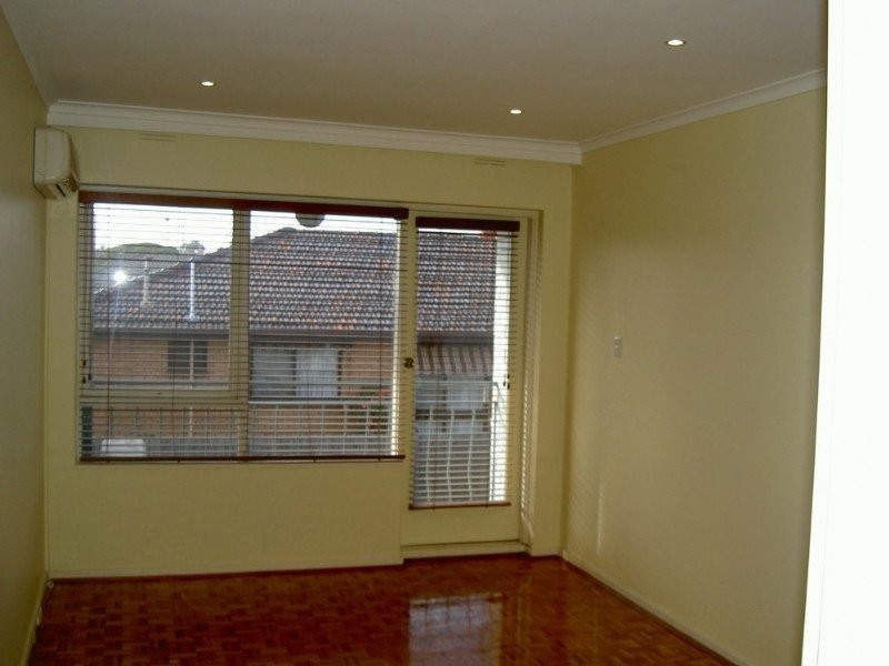 8/264 Neerim Road, Carnegie VIC 3163