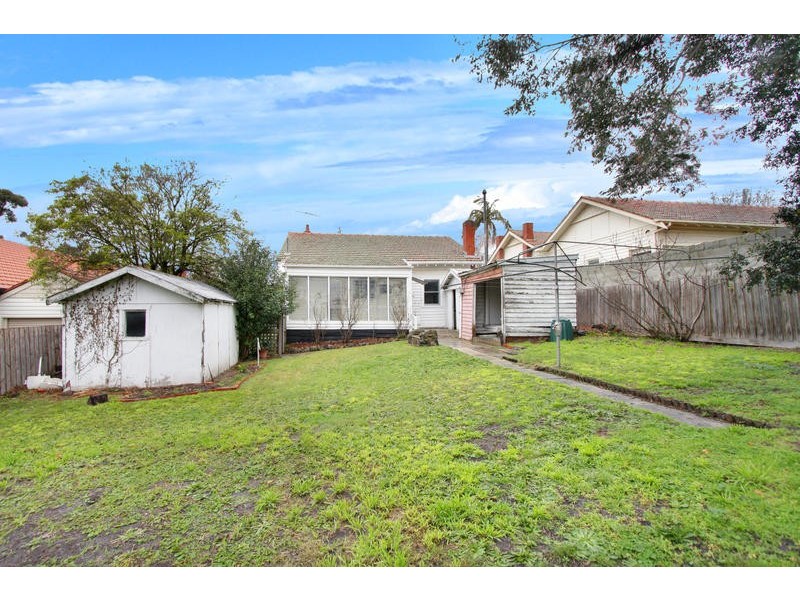 21 Wahroongaa Road, Murrumbeena VIC 3163