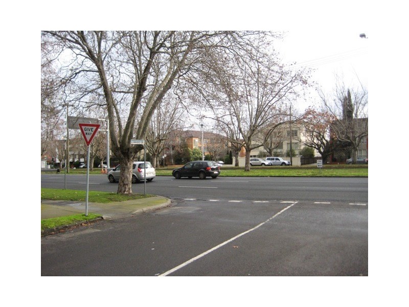 7/340 DANDENONG Road, Prahran VIC 3181