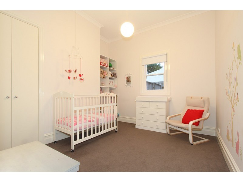 18 Mile End Road, Carnegie VIC 3163