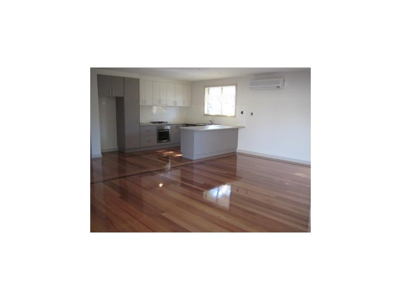 1/70 Golden Avenue, Bonbeach VIC 3196