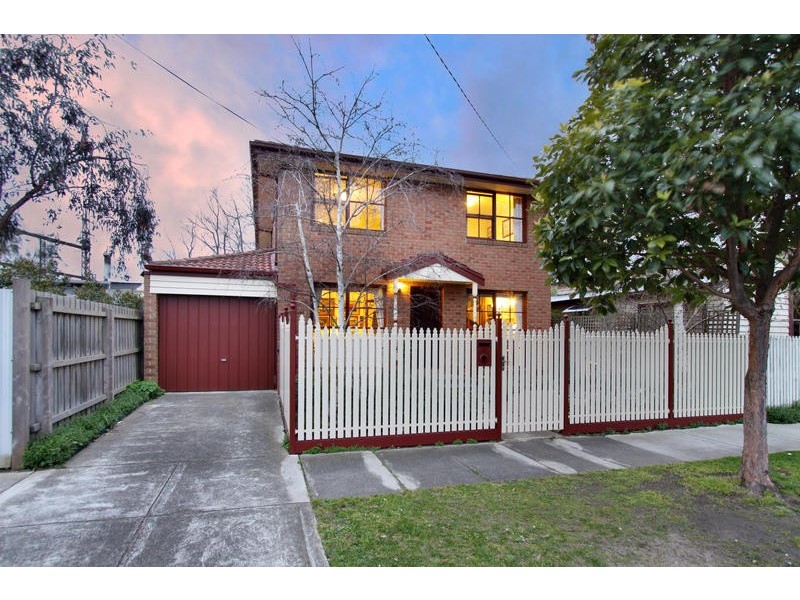 18 Beena Avenue, Carnegie VIC 3163