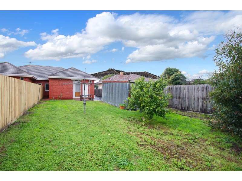 303a Koornang Road, Carnegie VIC 3163