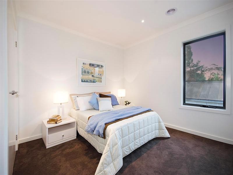 2/4 Royal Terrace, Highett VIC 3190