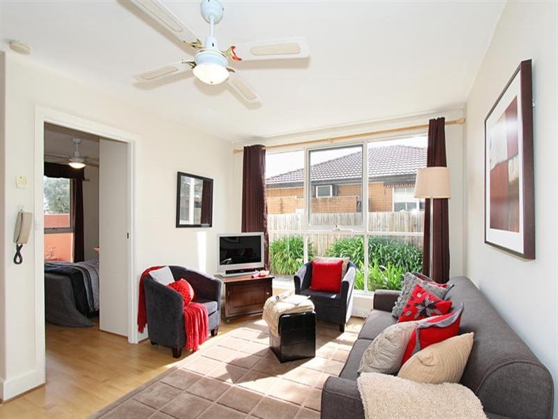 1/36 Moonya Road, Carnegie VIC 3163