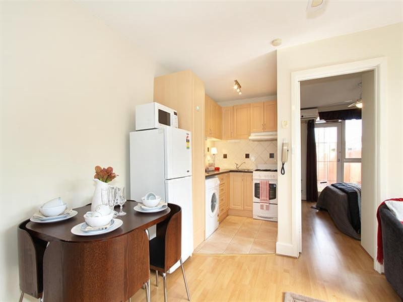 1/36 Moonya Road, Carnegie VIC 3163