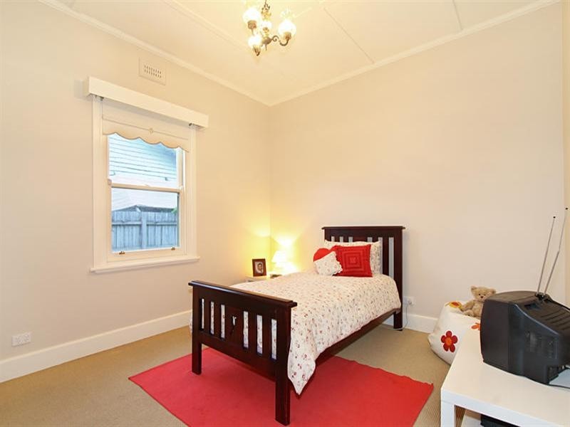 40 Dallas Avenue, Hughesdale VIC 3166