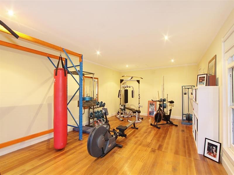 40 Dallas Avenue, Hughesdale VIC 3166