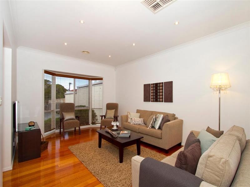 33A Dega Avenue, Bentleigh East VIC 3165