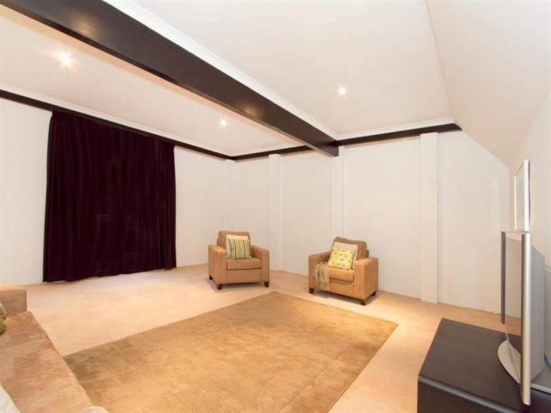 33A Dega Avenue, Bentleigh East VIC 3165