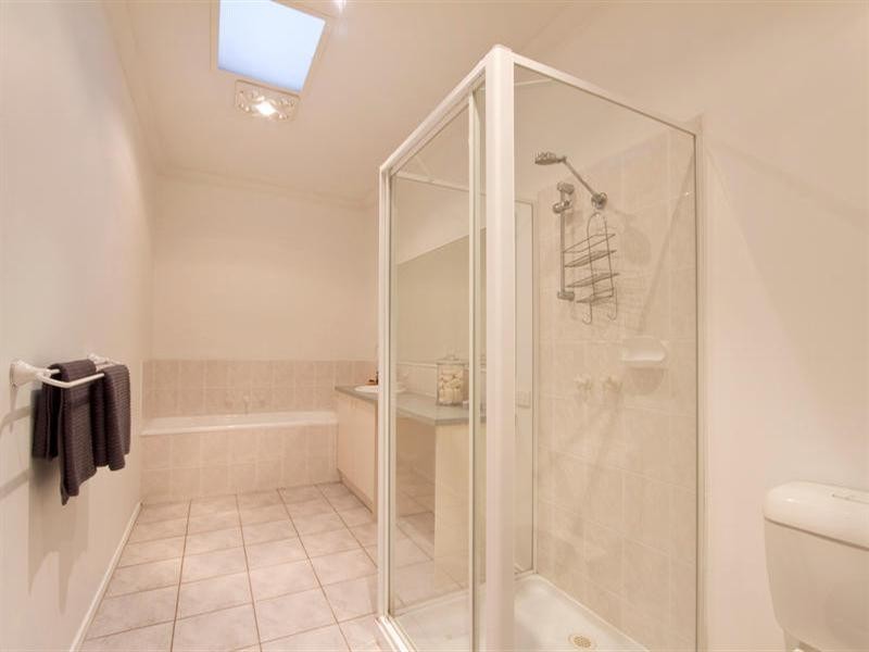 33A Dega Avenue, Bentleigh East VIC 3165