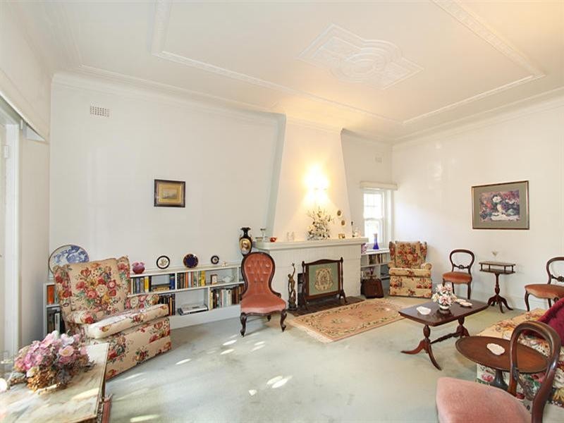 10 Poath Road, Hughesdale VIC 3166