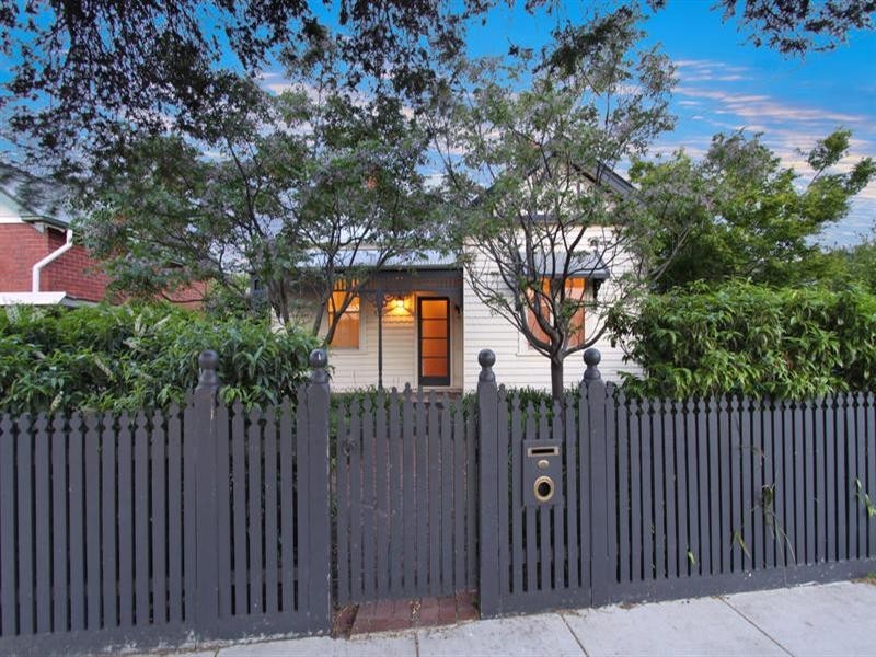 73 Truganini Road, Carnegie VIC 3163
